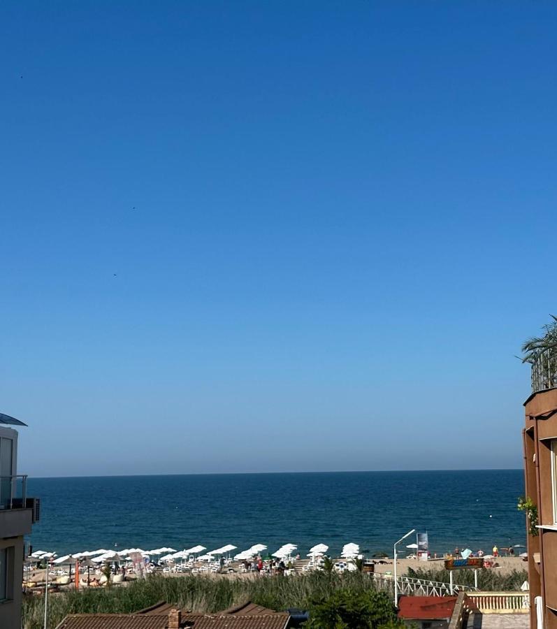 Hotel Yanis Лозенец Екстериор снимка