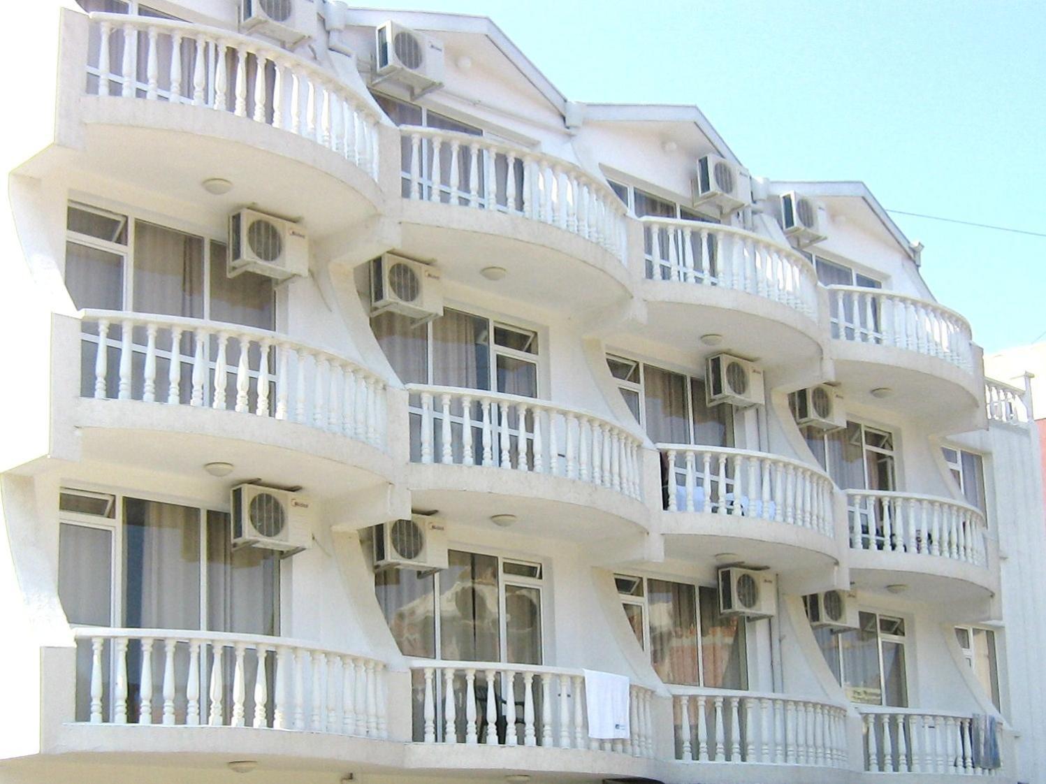 Hotel Yanis Лозенец Екстериор снимка