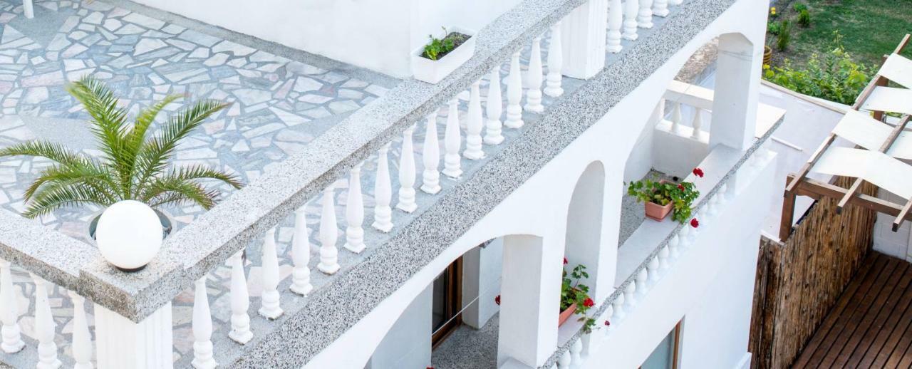 Hotel Yanis Лозенец Екстериор снимка