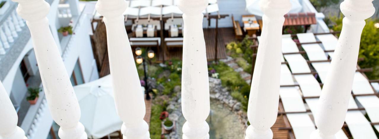 Hotel Yanis Лозенец Екстериор снимка